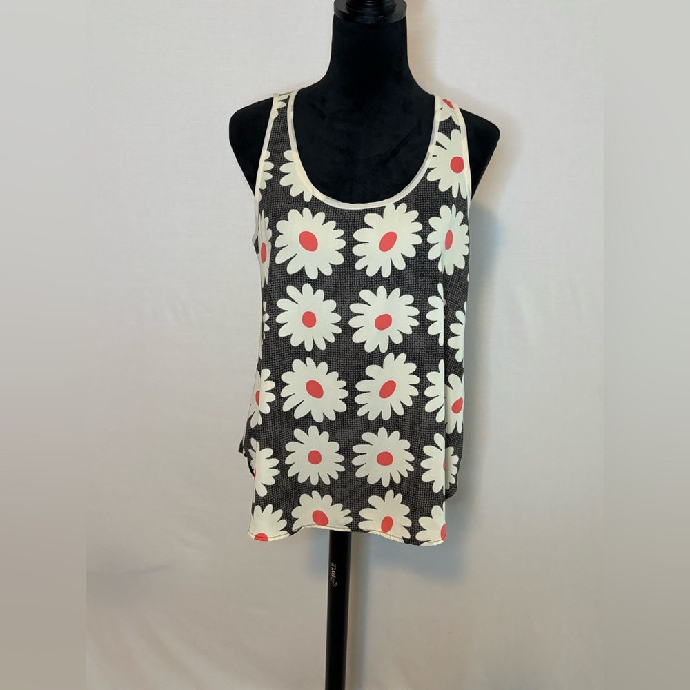 Miin Sleeveless Tank Top With Cute Back Cutout